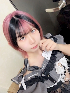 のあ「ログイン‎🤍🩷」