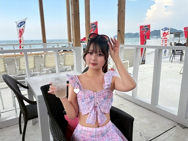 かのん CLUB HUIT
