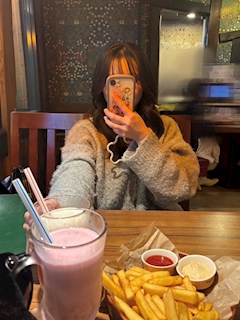 プロフィール写真1・えりか｜Lounge Color・ラウンジカラー - 京橋のラウンジ/クラブ