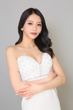 プロフィール写真2・ハヅキ|Private Lounge HooL・フール - 関内・伊勢佐木長者町のキャバクラ