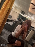 みい