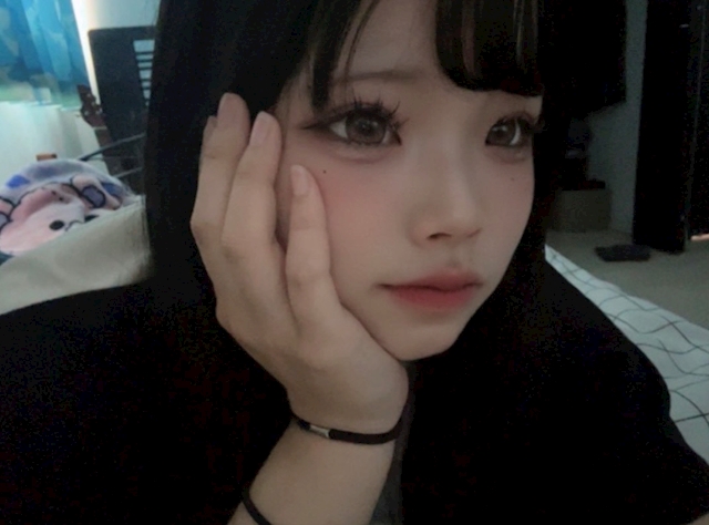 プロフィール写真1・あずさ|