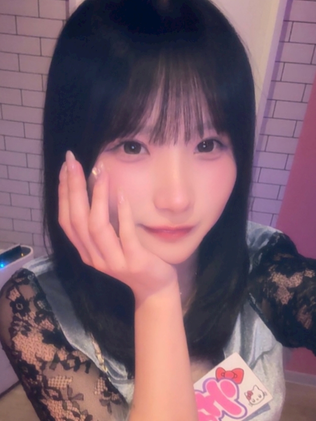 りな🐺オオカミちゃんカフェ梅田店🐺