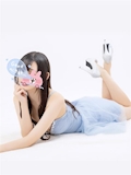 ゆりな