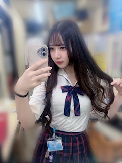 プロフィール写真3・みるん｜池袋 キャバクラ・ハイスクールマーヤ
