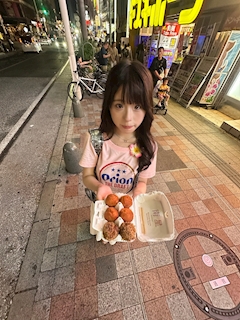 プロフィール写真4・すみれ【池袋　vivid cafe】｜vivid cafe・ヴィヴィッドカフェ - 池袋西口のガールズバー