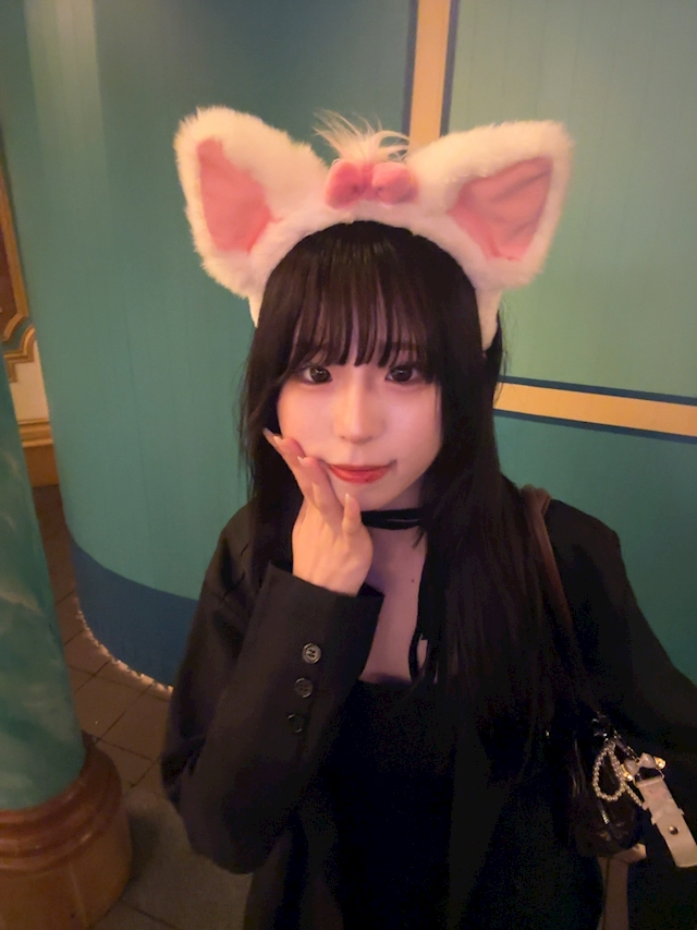 プロフィール写真3・すみれ【池袋　vivid cafe】｜