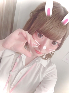 プロフィール写真3・まこ【池袋 vivid cafe】|vivid cafe・ヴィヴィッドカフェ - 池袋西口のガールズバー