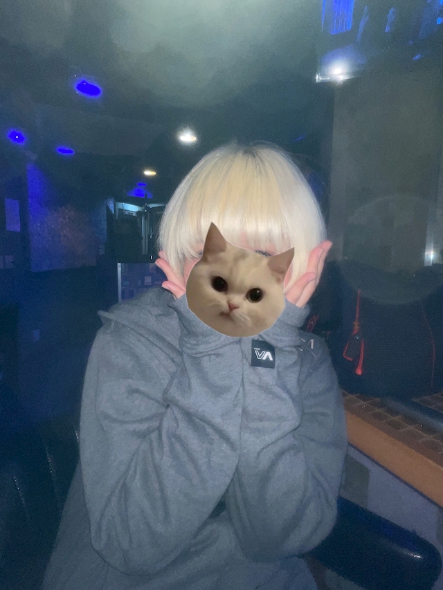 えみる Viviana