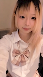 やん
