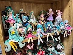 みさ
