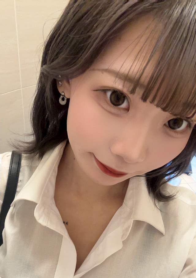 プロフィール写真5・メイ【池袋セカンド】｜