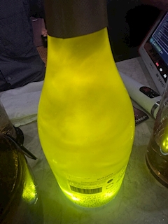 まい
