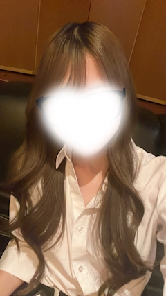 プロフィール写真1・かなた　シュシュ新橋SL店｜ChouChou新橋SL店・シュシュ新橋エスエル店 - 新橋のキャバクラ