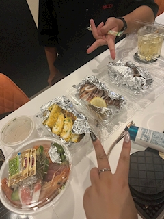 れあ「ご飯パーティー💞」