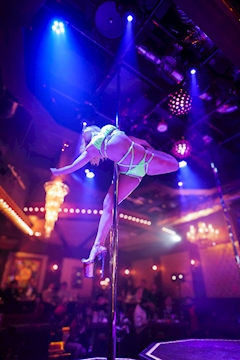 プロフィール写真2・マーナ｜PUBLIC THEATER PHOENIX・フェニックス - すすきののガールズバー