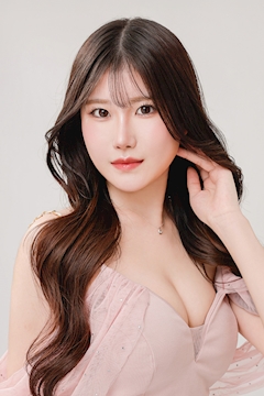 プロフィール写真1・桃 こもも|BARCELONA Fillia・フィリア - すすきのニュークラブ(キャバクラ)