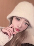 マユ