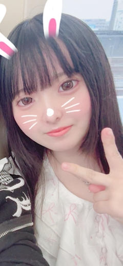 プロフィール写真1・ゆな｜cafe & bar はちみつ - 新宿のガールズバー