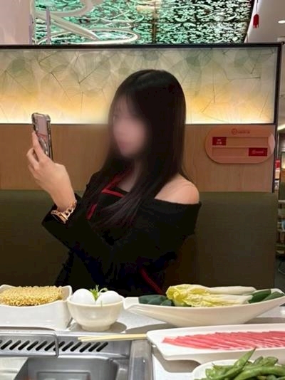 つゆか GirlsLoungeTT