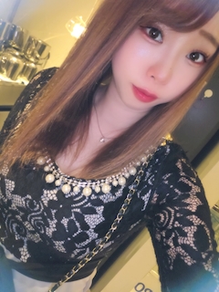 プロフィール写真2・ゆーか|FIRST EGG・ファーストエッグ - すすきののパブ