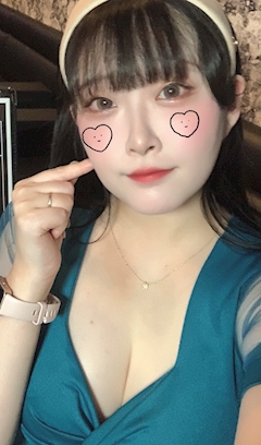 プロフィール写真3・鏡花｜リスグラシュー - すすきのスナック