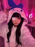 めろ
