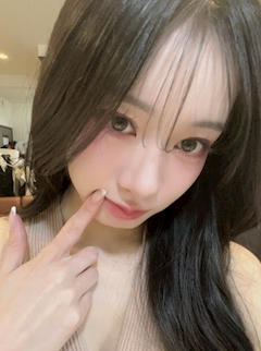 プロフィール写真1・ゆに｜CLUB Annun・アンヌーン - 梅田のキャバクラ