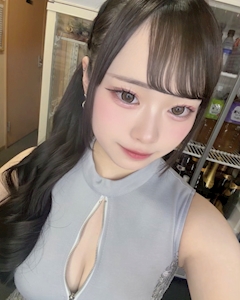 るあ