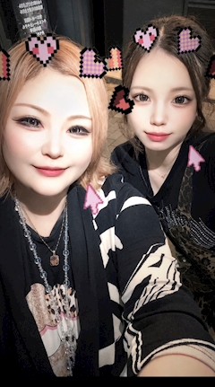 まな🌹「暑くて寝れない！」