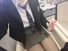 プロフィール写真2・もみじ ラウンジルーナ🌙|Lounge Lu-na・ルーナ - 池袋西口のガールズバー