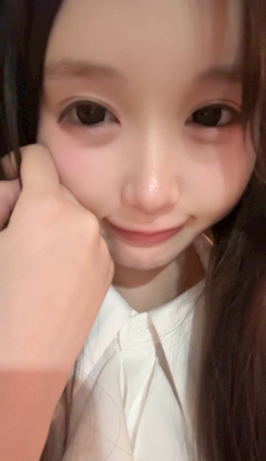 一　ここな