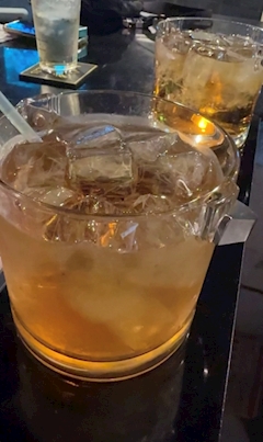 ななせ「✌️ドデカドリンク」