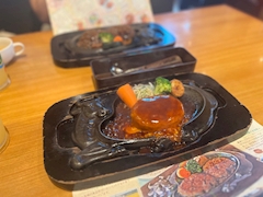 あや