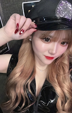 プロフィール写真3・まや【Girls Lounge LUX(ラグ)】|Girls Lounge LUX TOKYO・ラグ トウキョウ - 蒲田東口のガールズバー