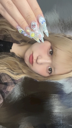 ネル「おは⸜( >ω<)⸝♡」