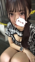 ま な