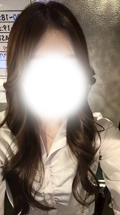プロフィール写真1・にな シュシュ新橋烏森口店|ChouChou Shinbashi・シュシュ新橋烏森口店 - 新橋のキャバクラ
