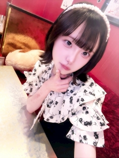 プロフィール写真6・すみれ|猫耳コンカフェ C4・シーフォー - 名古屋 金山のコンカフェ