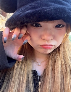 プロフィール写真4・なな【池袋 vivid cafe】|vivid cafe・ヴィヴィッドカフェ - 池袋西口のガールズバー