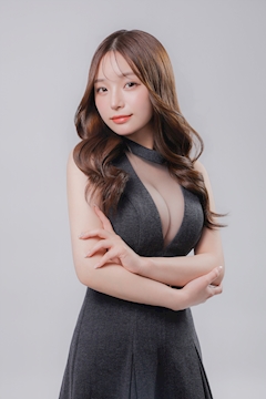 プロフィール写真2・彩葉 ゆうみ|BARCELONA 桃李・トウリ - すすきののニュークラブ(キャバクラ)