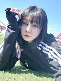 プロフィール写真1・りょん｜ネオスナック 紙の月・カミノツキ - 歌舞伎町のパブ/スナック