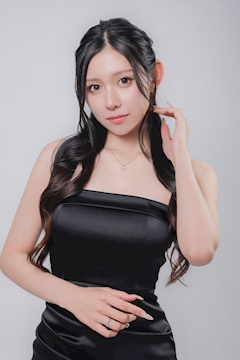 プロフィール写真3・美月 りか|BARCELONA 桃李・トウリ - すすきののニュークラブ(キャバクラ)