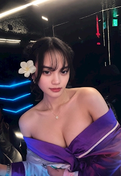 プロフィール写真11・🍂秋🍂|真理子・マリコ - 名古屋 栄のインターナショナルパブ