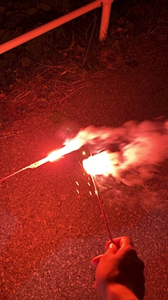 きら