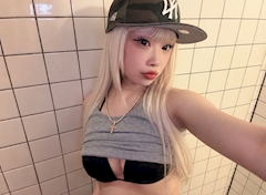プロフィール写真1・かなで｜&honey・アンドハニー - 名古屋 錦のガールズバー