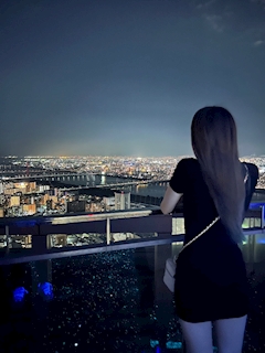 アヤ「おはよ(,,> <,,)」