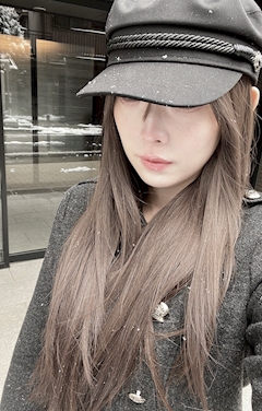 プロフィール写真1・るー｜Bar ONE・ワン - 池袋西口のガールズバー
