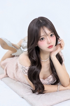 天羽かれん