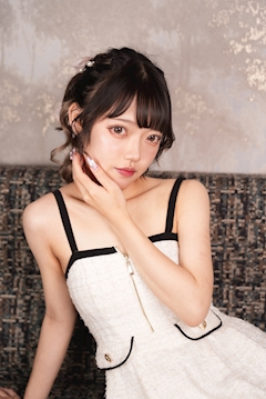 天羽かれん